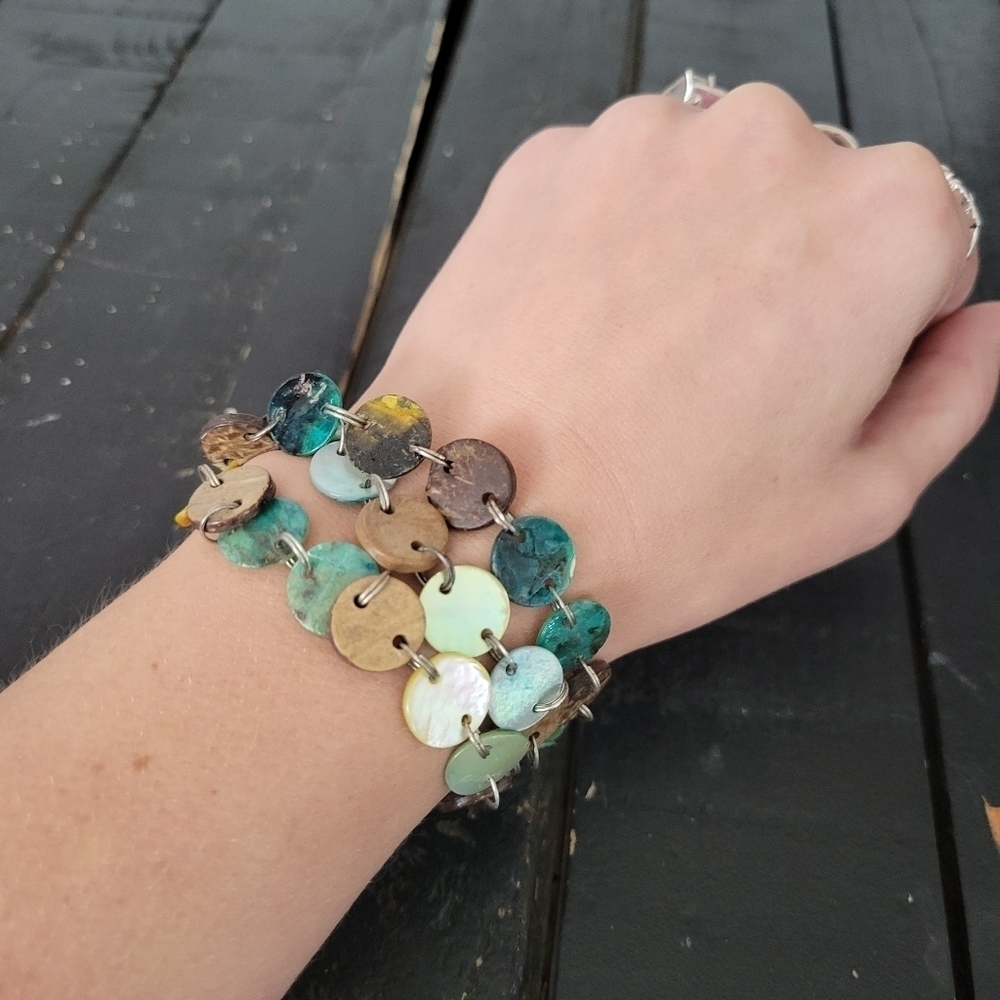Three Strand Shell Blue and Brown Bracelet Toggle Closure Women's Jewelry